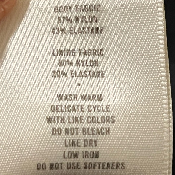 Women's Black Sports Bra - Picture 7 of 8